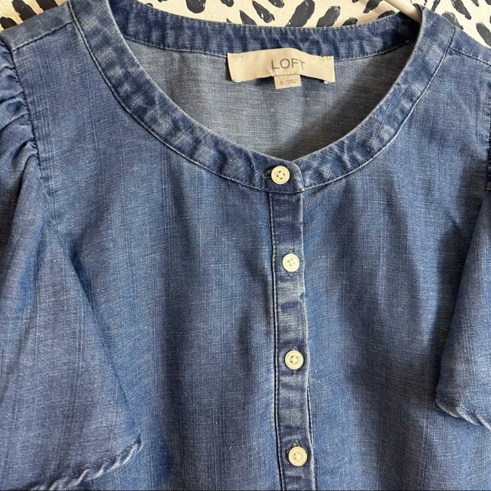 LOFT Chambray Lyocell Linen Blend Flutter Sleeve Blouse - Picture 3 of 10